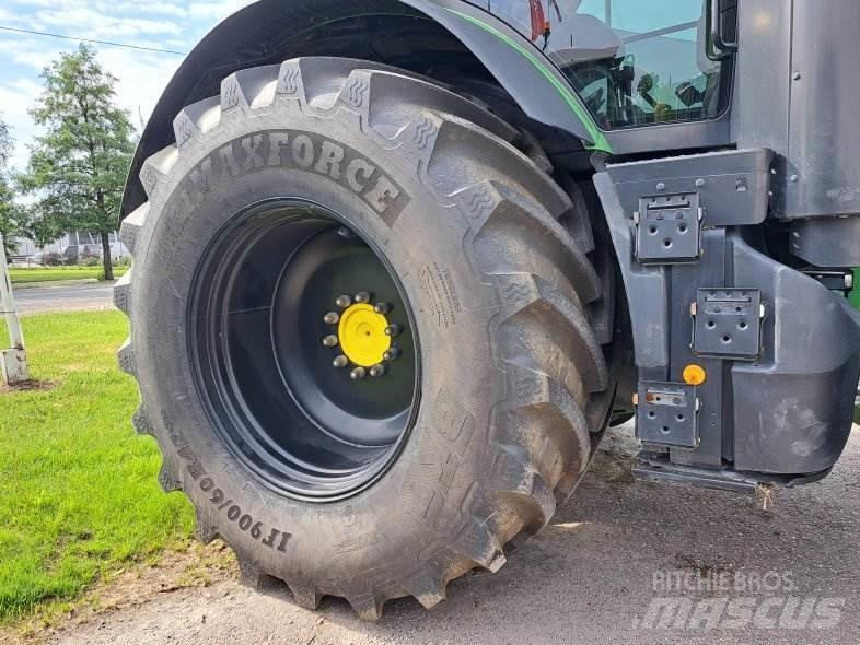 John Deere 7310 R Traktorok