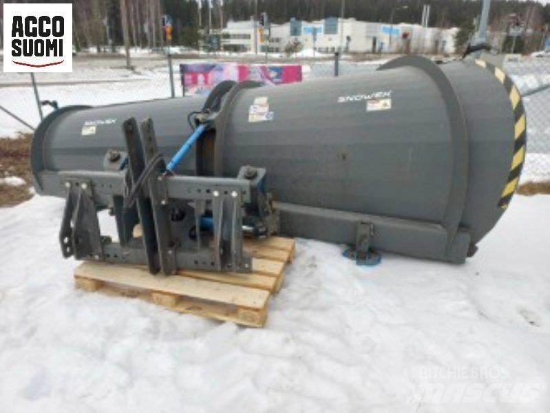 Snowek ALUEAURA Hóeltakarítók