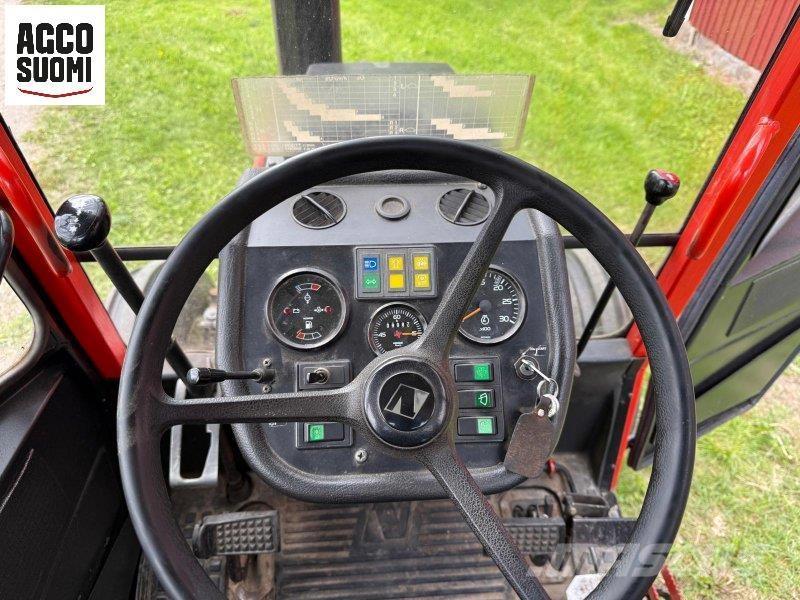 Valmet 405 -2 Traktorok