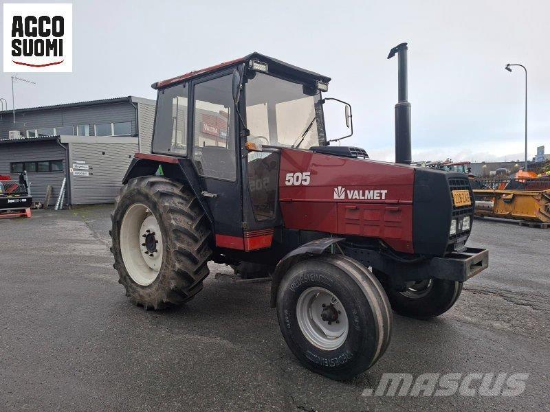 Valmet 505 Traktorok