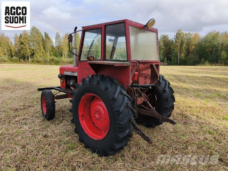 Valmet 565 Traktorok