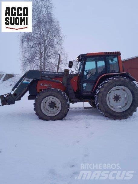 Valmet 8100 Traktorok