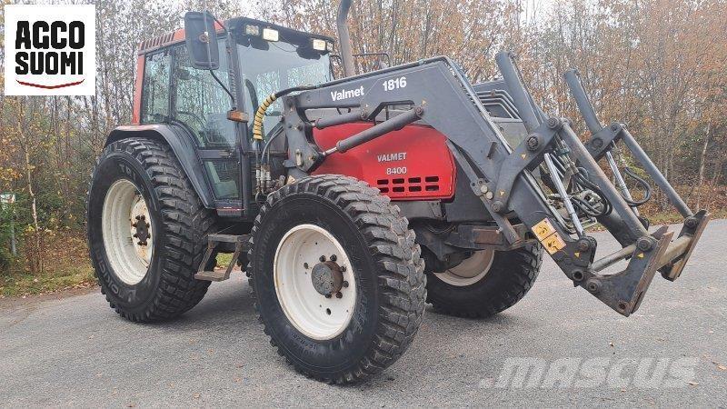 Valmet 8400 Traktorok