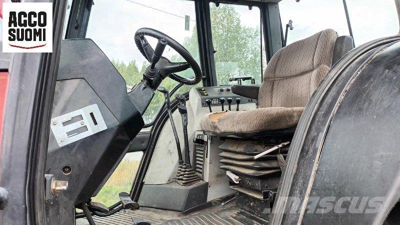 Valmet 8550 MEGA Traktorok