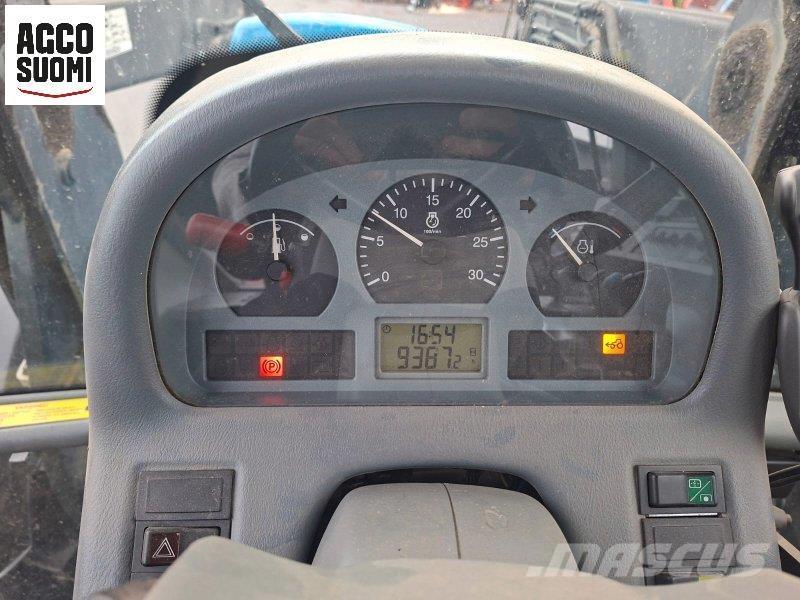 Valtra 6750 HITECH Traktorok