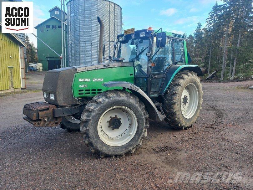 Valtra 8400 Traktorok