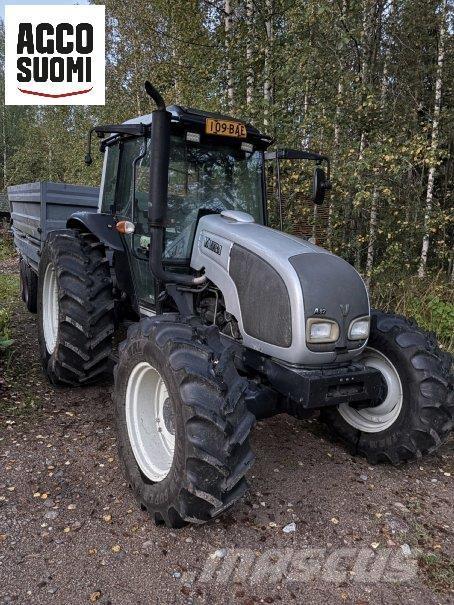 Valtra A82 Traktorok