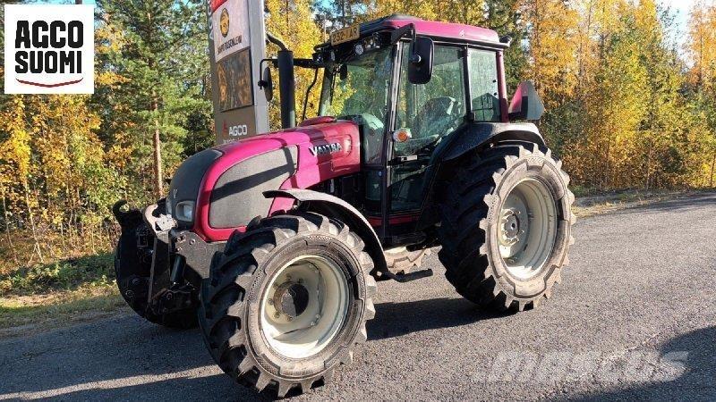 Valtra A92 Traktorok