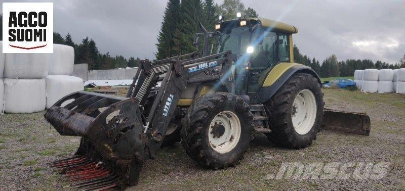 Valtra C120 Traktorok