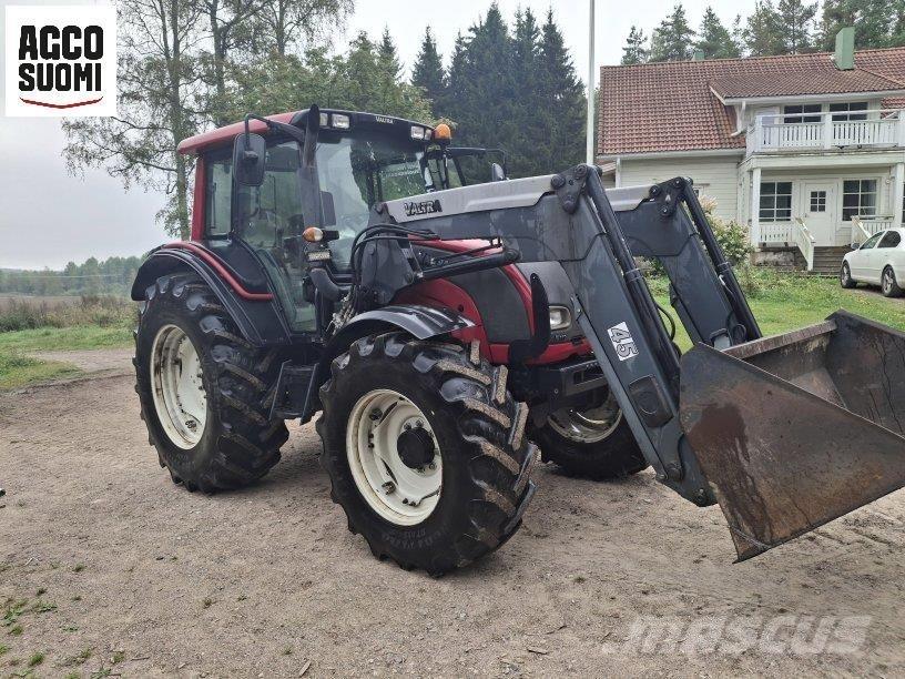 Valtra N111 45 Traktorok