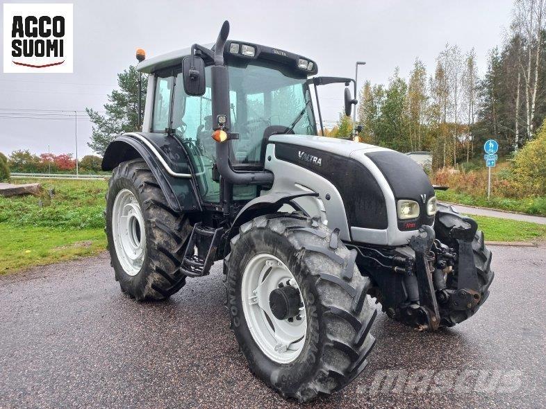 Valtra N141 A Traktorok