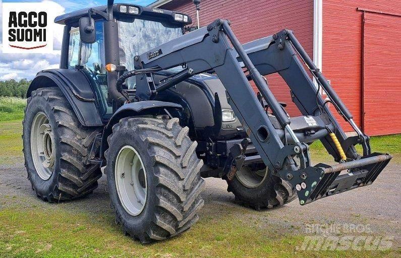 Valtra N141 H Traktorok