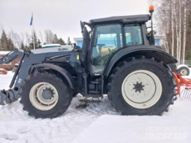 Valtra N142 DIRECT Traktorok