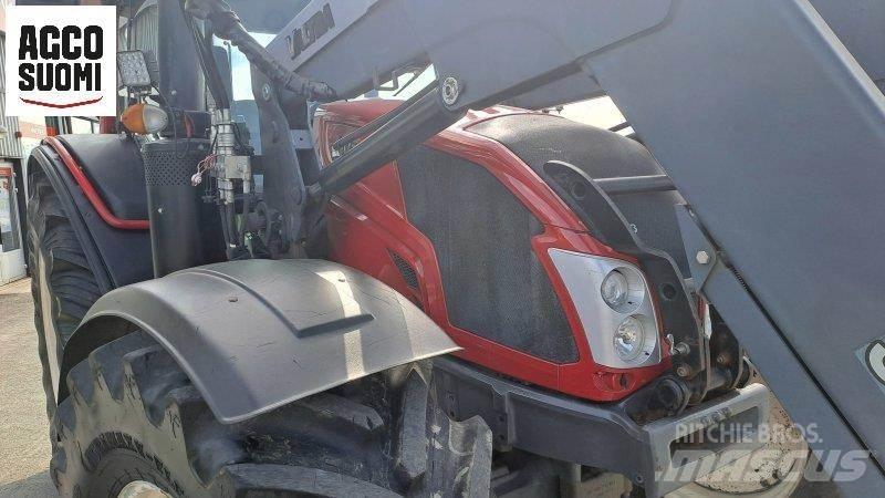Valtra N143 HT Traktorok