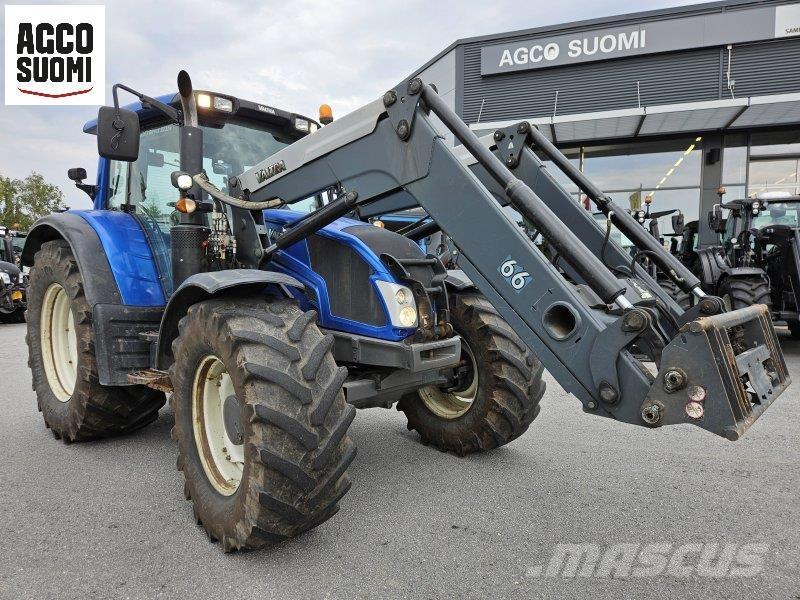 Valtra N163 D Traktorok