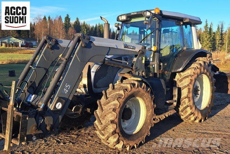 Valtra N92 Traktorok