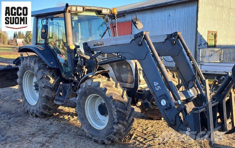 Valtra N92 Traktorok