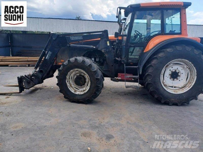 Valtra T130 CH Traktorok