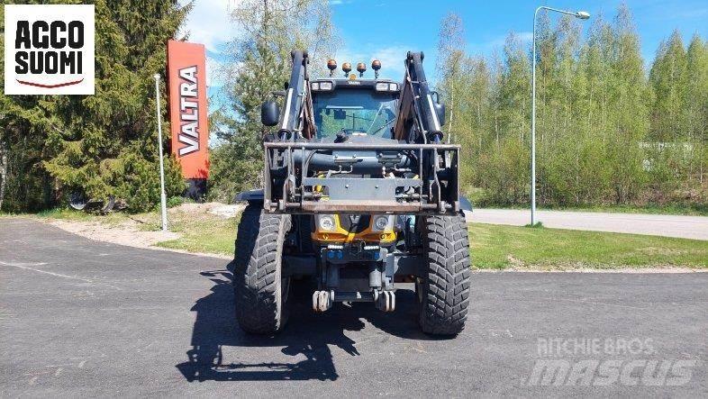 Valtra T153 H Traktorok