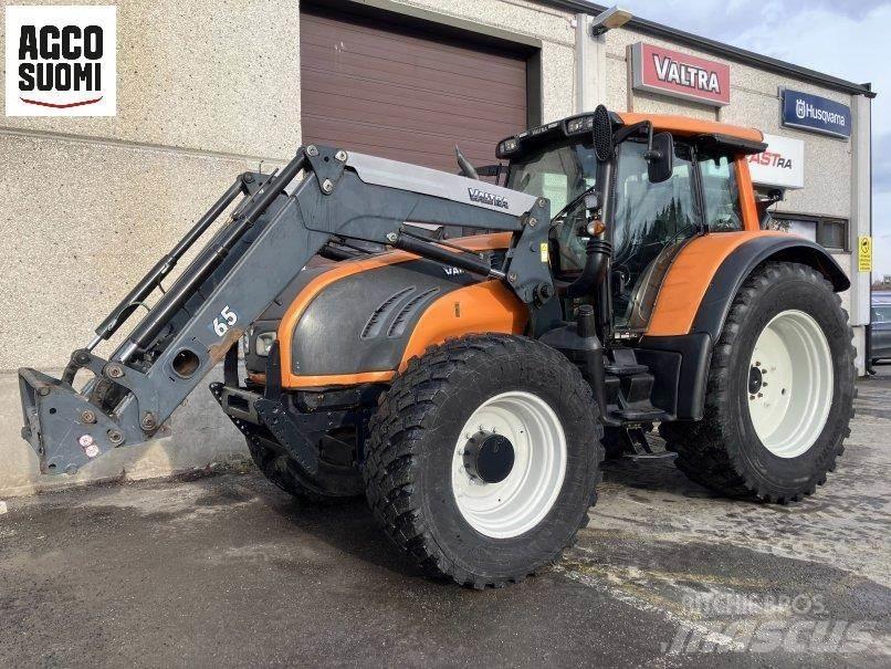 Valtra T162 VERSU Traktorok