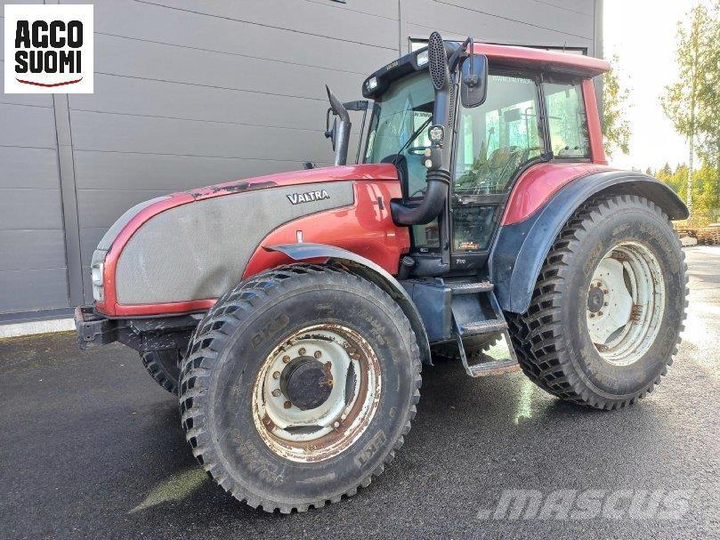 Valtra T170 Traktorok