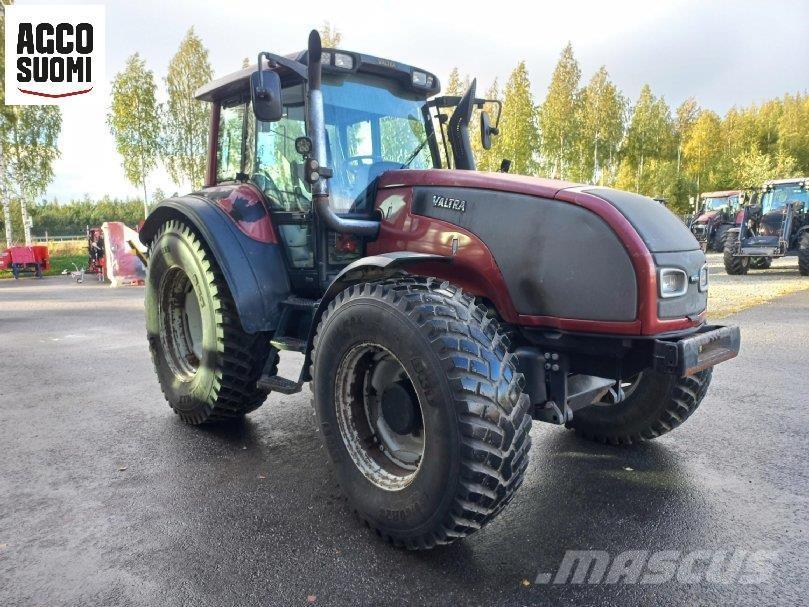 Valtra T170 Traktorok