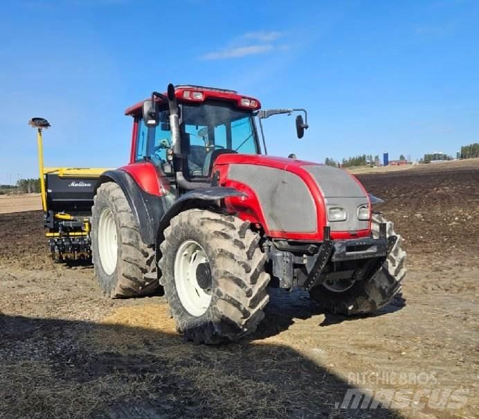 Valtra T180 Traktorok