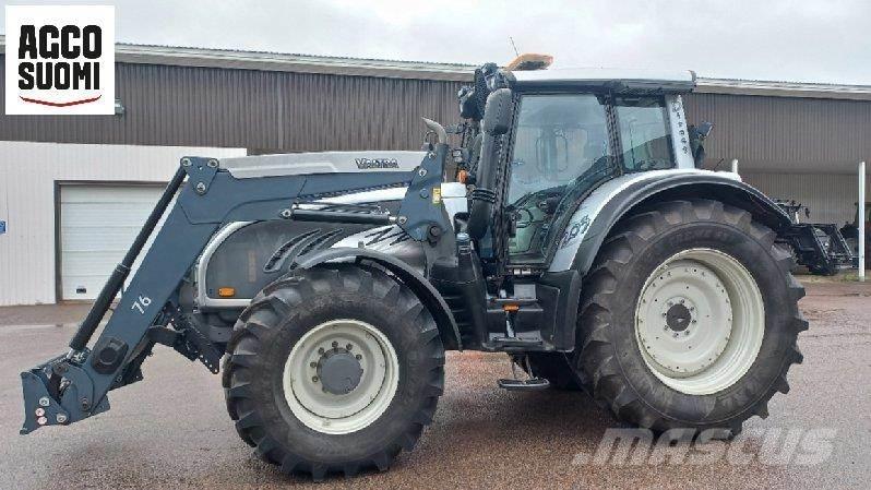 Valtra T203D Traktorok