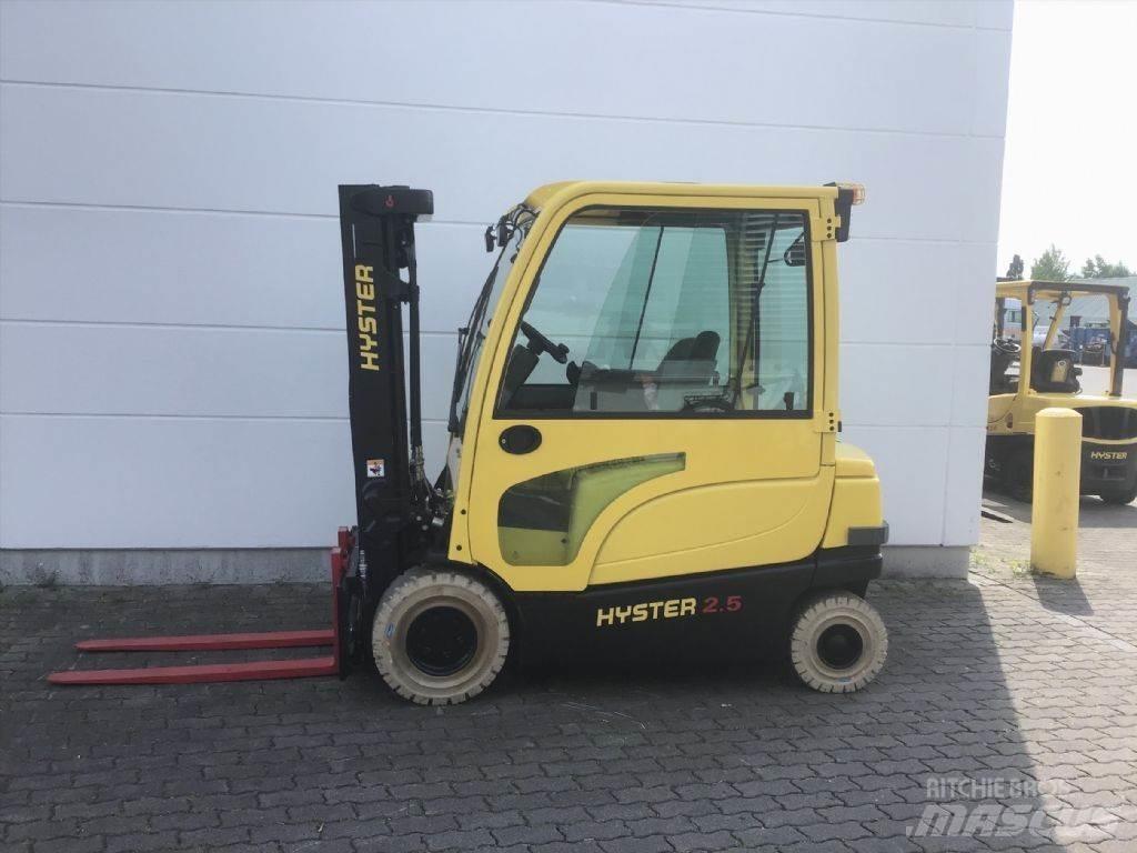 Hyster J 2.5 XN Elektromos targoncák