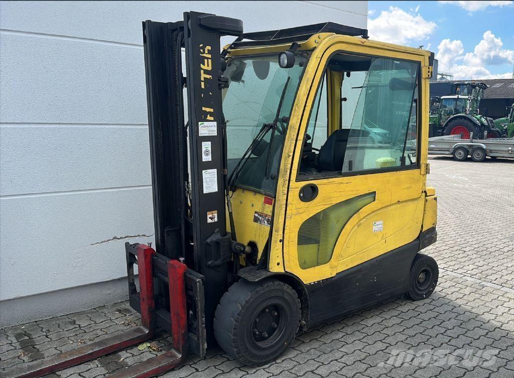 Hyster J 3.0 XN Elektromos targoncák
