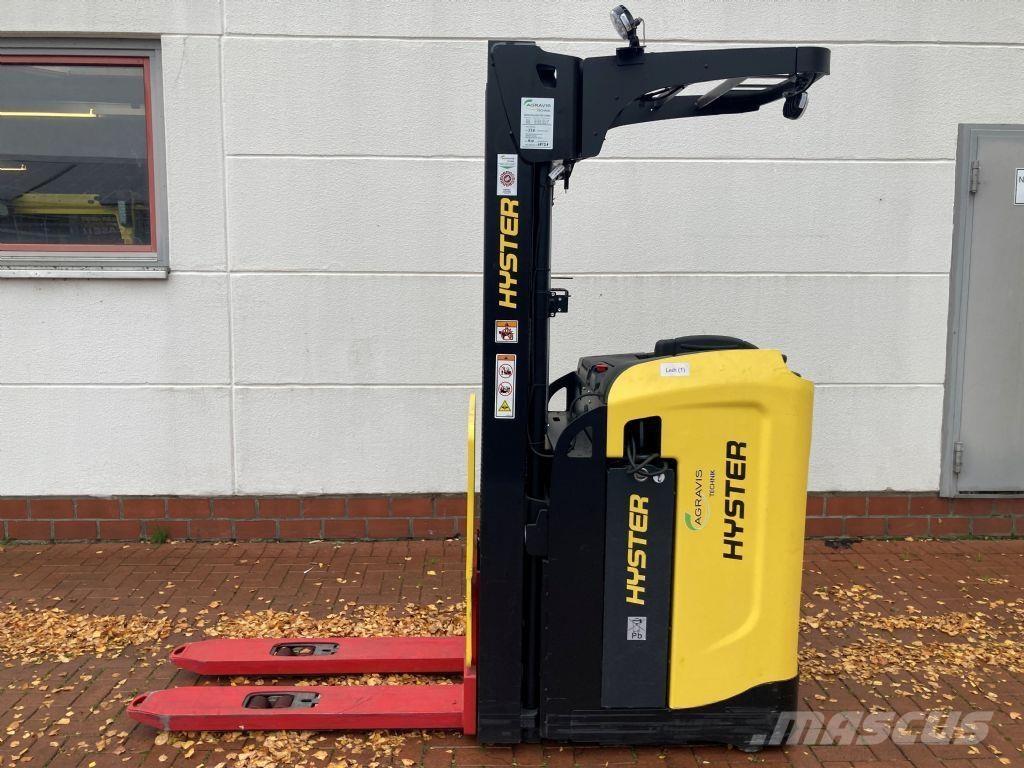 Hyster RS 1.6 IL Elektromos gyalogkíséretű targoncák