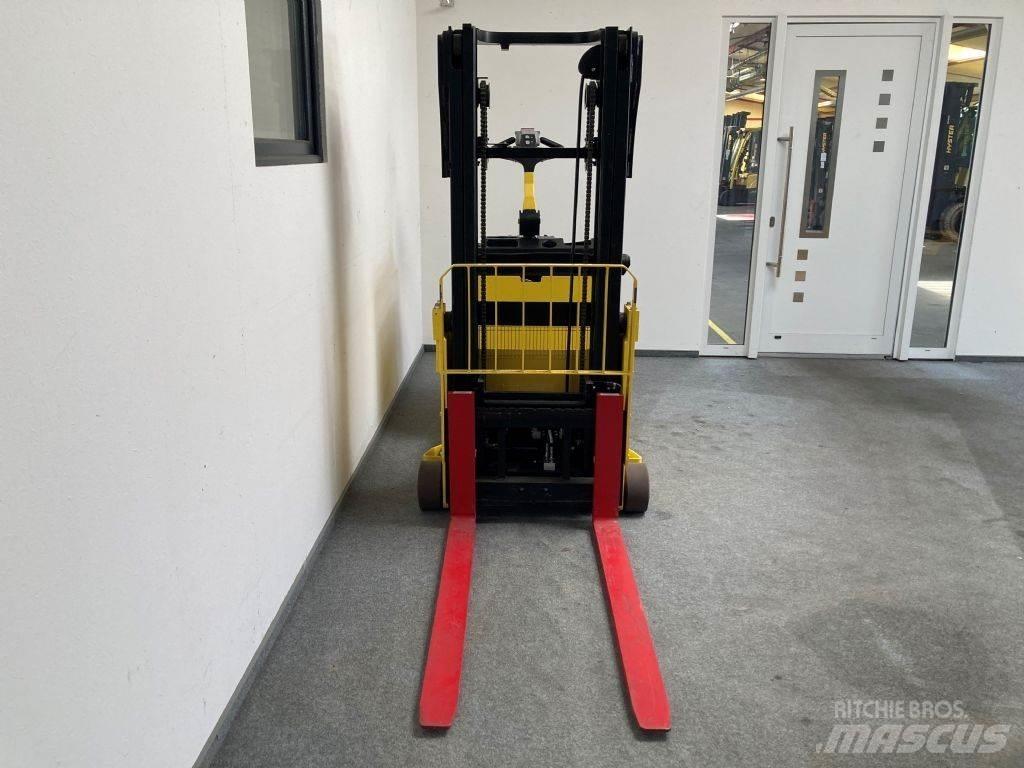 Hyster S 1.0 C Gyalogkíséretű targonca