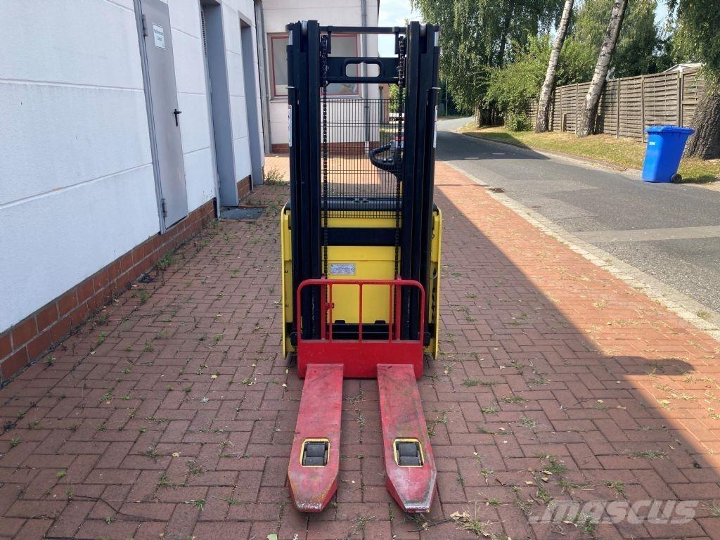 Hyster S 1.4 IL Gyalogkíséretű targonca