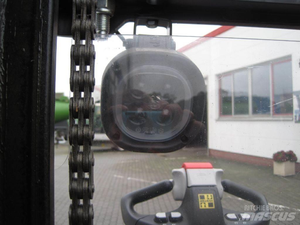Hyster S 1.5 S Gyalogkíséretű targonca