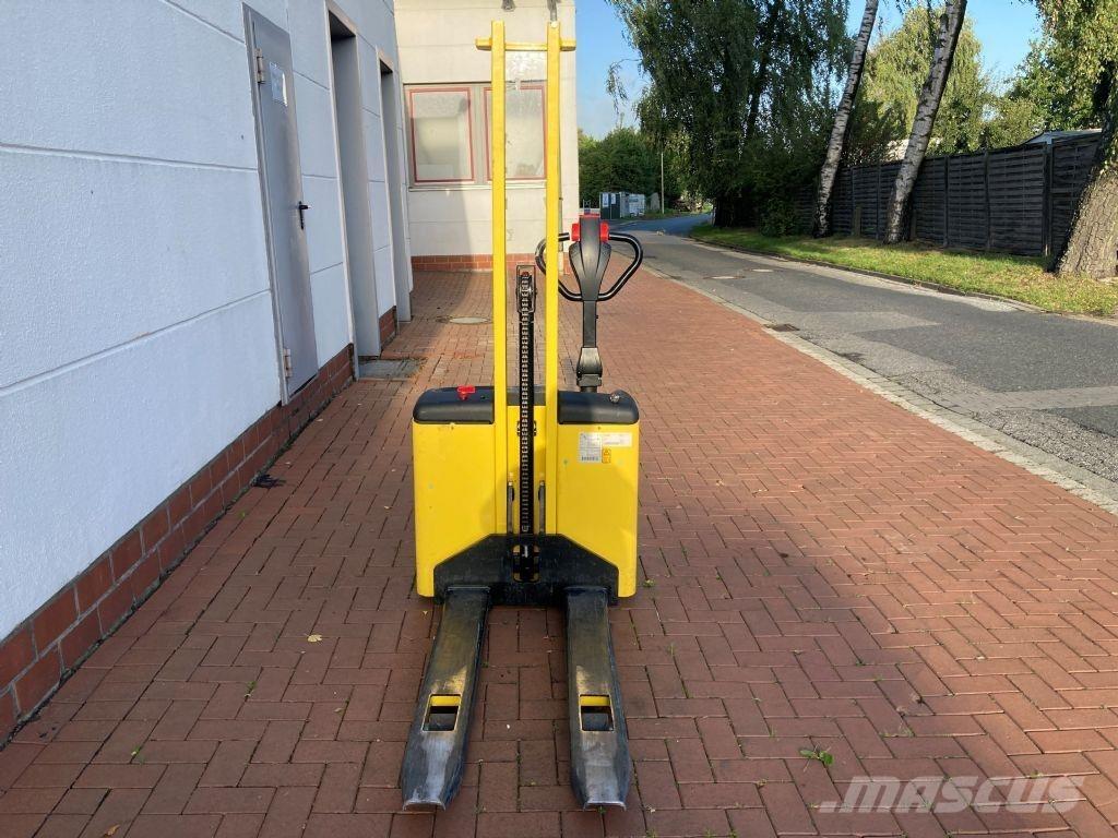 Hyster SC 1.0 Gyalogkíséretű targonca