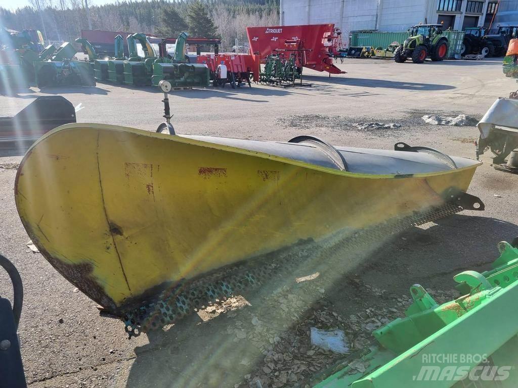 Ajax 3900 Hóeltakarítók