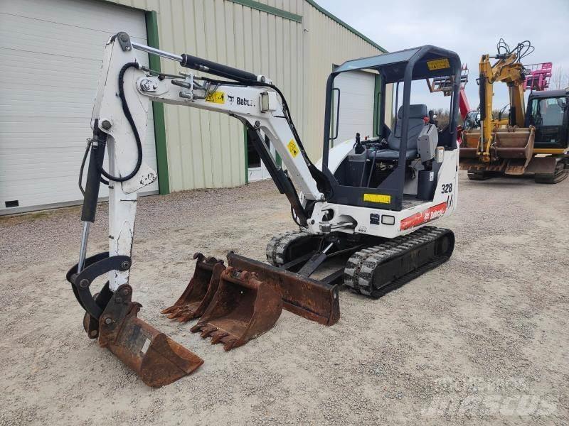 Bobcat 328 Mini kotrók < 7t
