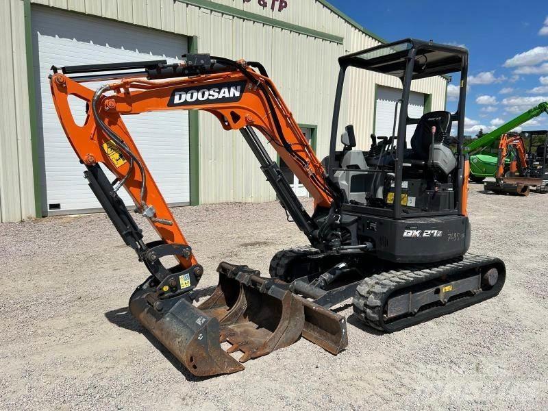 Doosan DX27Z Mini kotrók < 7t
