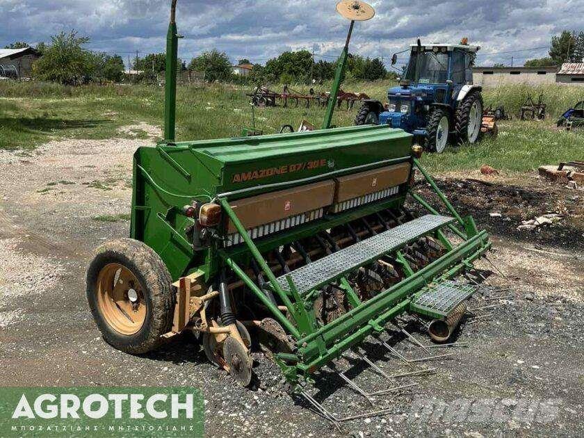 Amazone D7/30E Traktorok