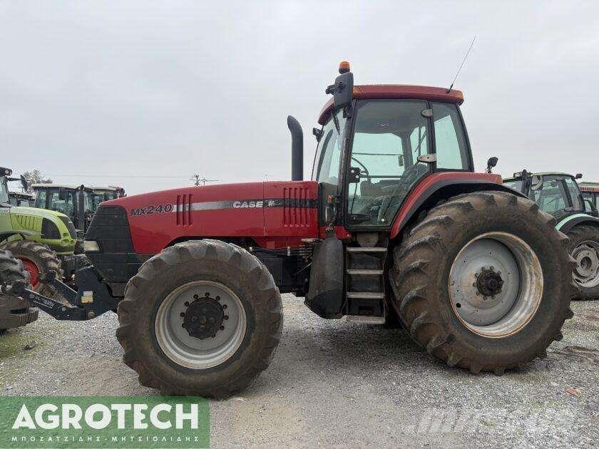 CASE Magnum MX 240 Traktorok