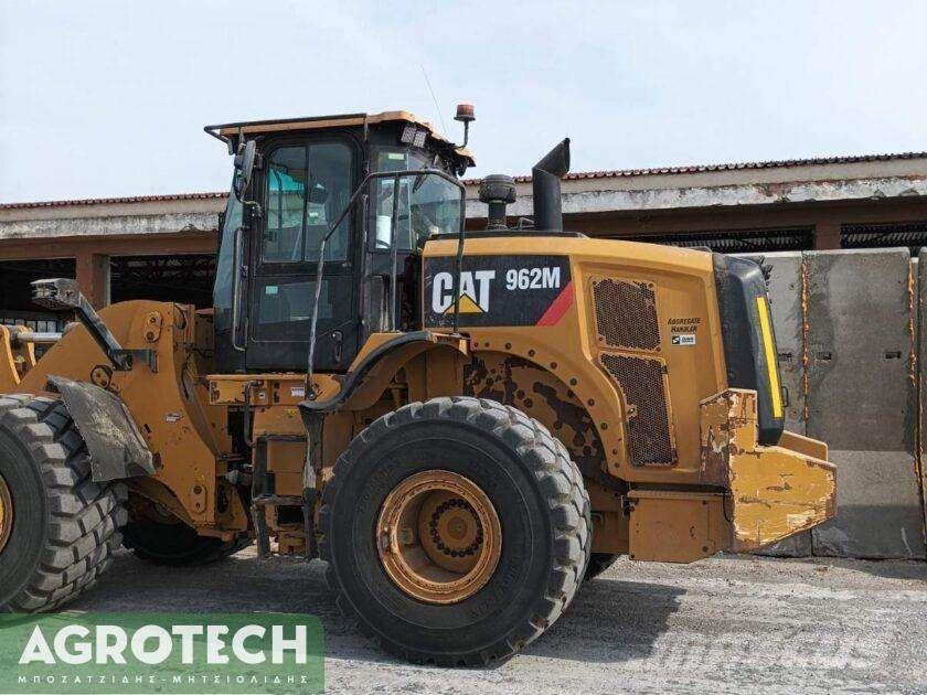 CAT 962M Traktorok