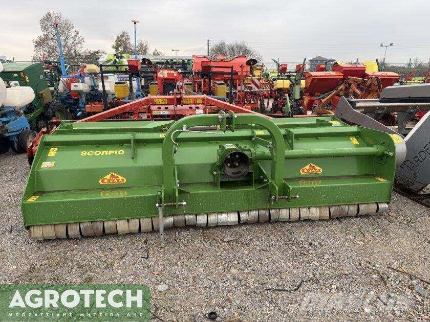 Celli SCORPIO/F 320 Traktorok