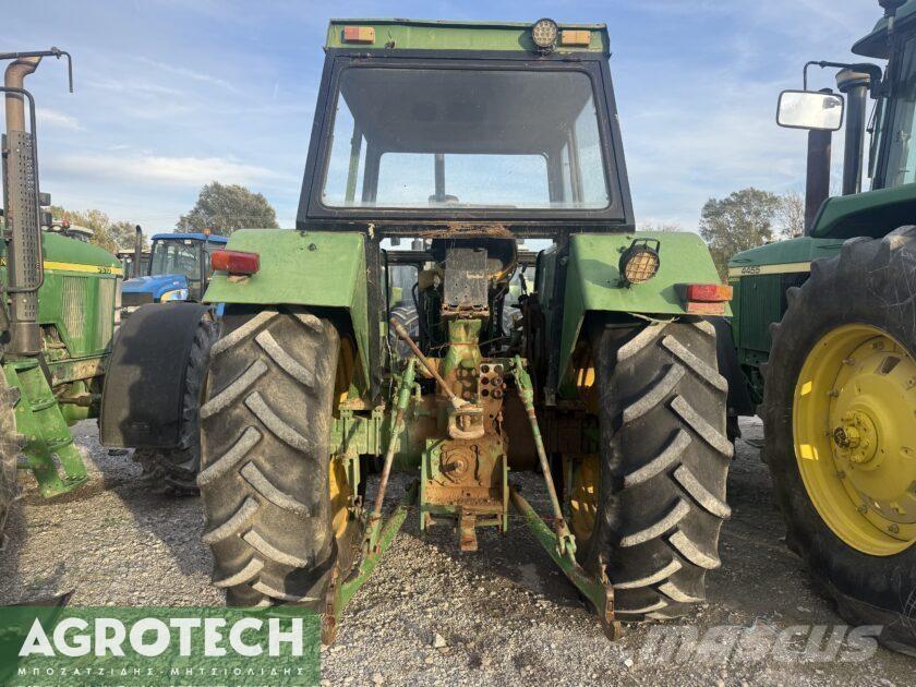John Deere 3350 Traktorok