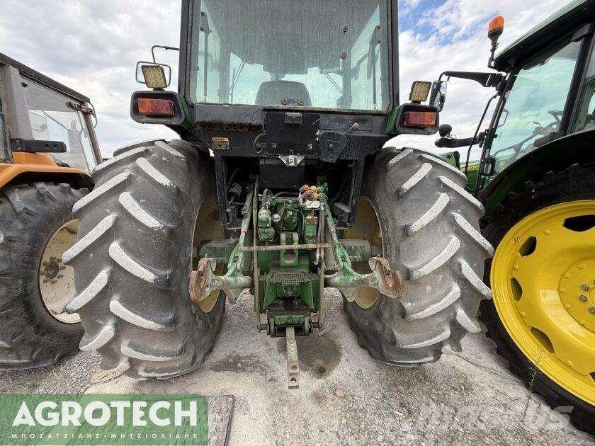 John Deere 4455 Traktorok