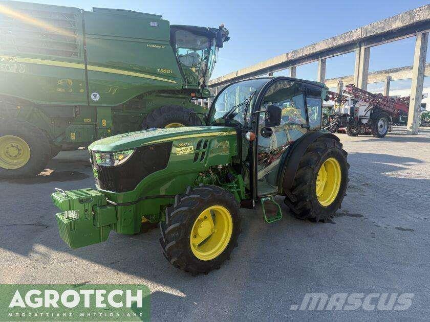 John Deere 5075 GL Traktorok