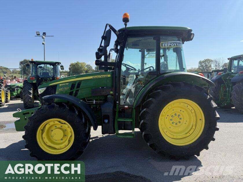 John Deere 5100M Traktorok