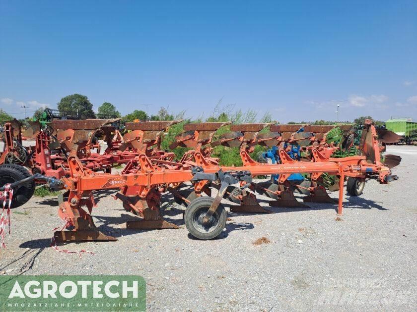 Kuhn MultiMaster 151 Traktorok