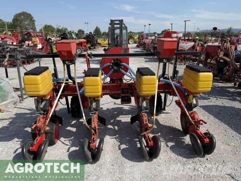MaterMacc MS 8200 Traktorok