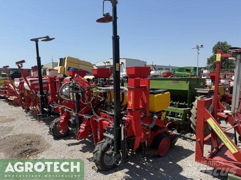 MaterMacc MS 8230 Traktorok