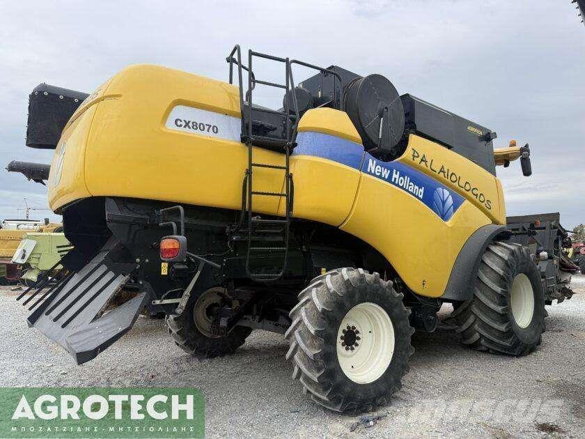 New Holland CX 8070 Traktorok